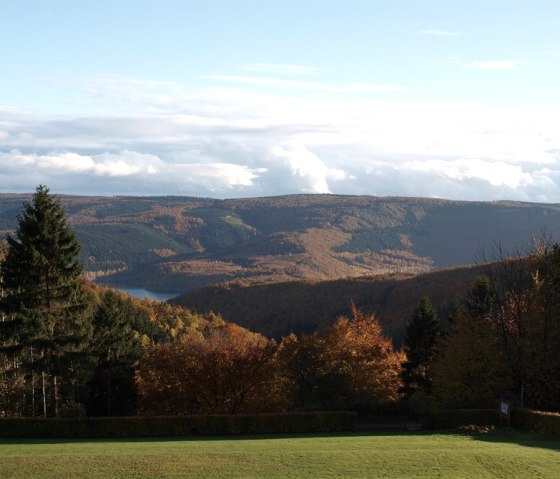 Seeblick im Herbst, © seeblick-eifel.de