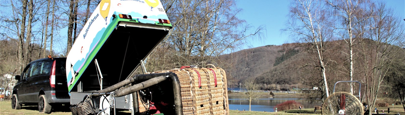 Aufrüstung eines Heißluftballons im Rurseezentrum Rurberg, © Rursee-Touristik / S.Herfort