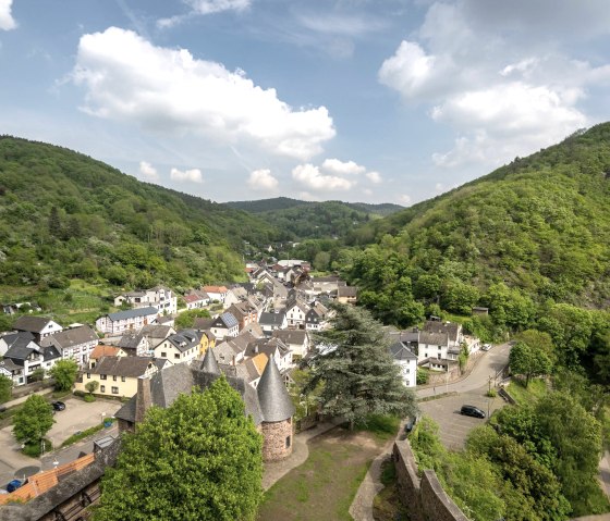 Blick über Heimbach, © Eifel Tourismus GmbH, Dominik Ketz