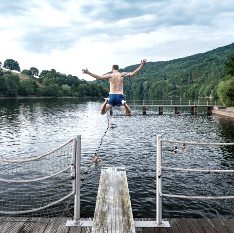 Naturerlebnisbad in Einruhr, © Eifel Tourismus GmbH, D. Ketz