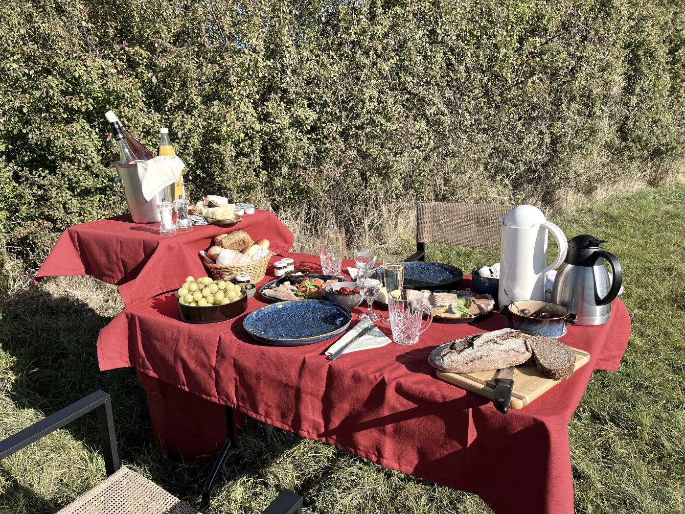 Frühstück nach einer romantischen Ballonfahrt zu zweit., © Adventure Ballonteam