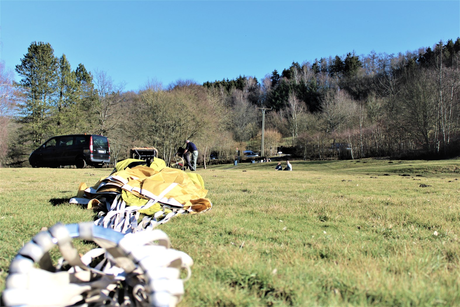 Aufrüstung eines Heißluftballons im Rurseezentrum Rursee, © Rursee-Touristik GmbH / S. Herfort