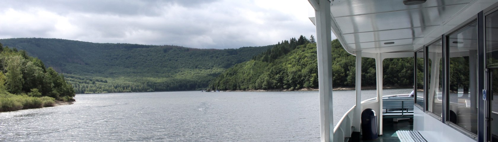 Rundfahrt mit Blick auf den Nationlpark Eifel, © Rursee-Touristik GmbH