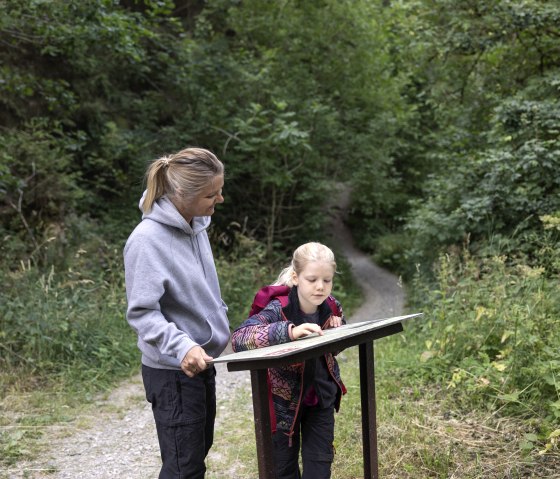 Information board, © eifel-tourismus-gmbh_tobias-vollmer